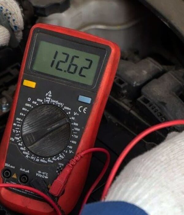 The Mechanic’s Guide to Selecting the Perfect Multimeter